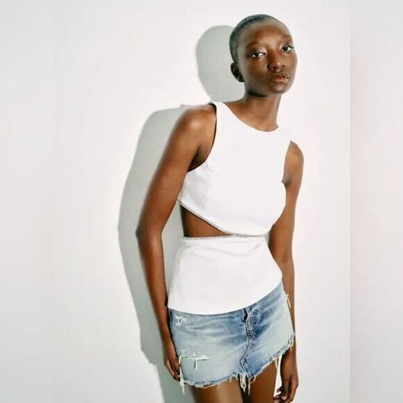 ZARA JEWEL‎ CUT OUT TOP - Picture 5 of 11